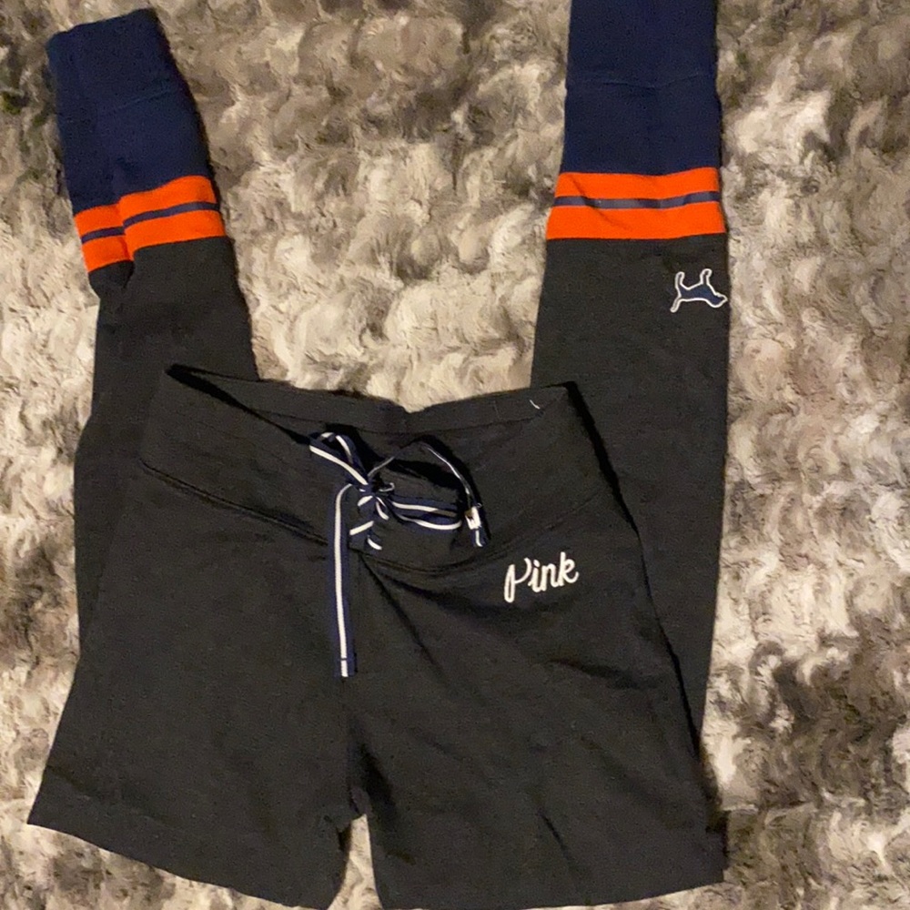 Victoria’s Secret PINK leggings